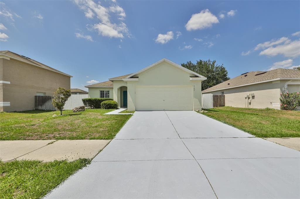4504 ETHAN WAY PLANT CITY, FL 33563
