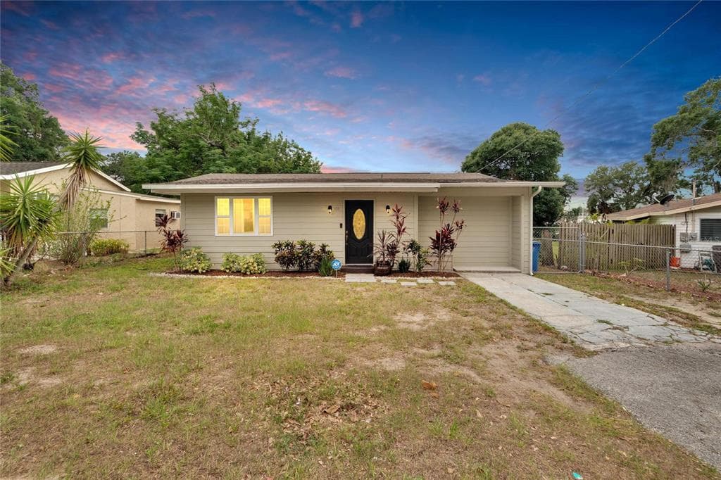 508 GROVE AVENUE SEFFNER, FL 33584