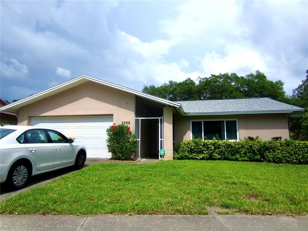 2339 ORANGESIDE ROAD PALM HARBOR, FL 34683