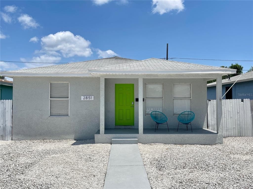2851 EMERSON AVENUE S ST PETERSBURG, FL 33712