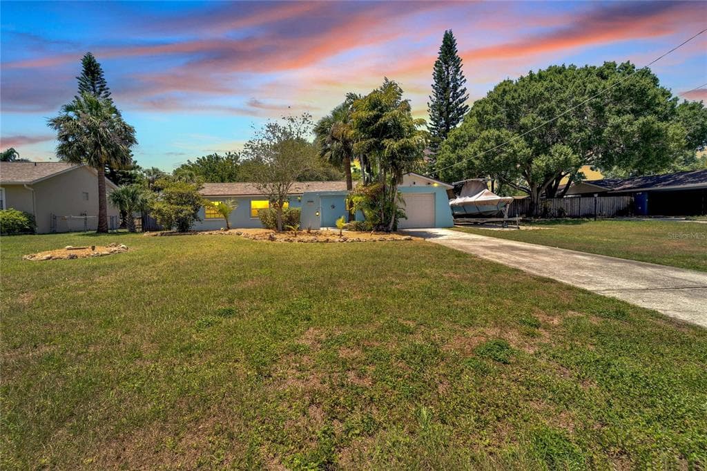 6300 FAIRWAY BOULEVARD APOLLO BEACH, FL 33572