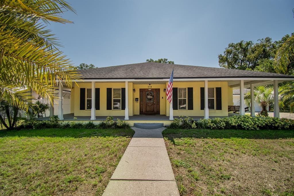 504 N HOWARD STREET PLANT CITY, FL 33563