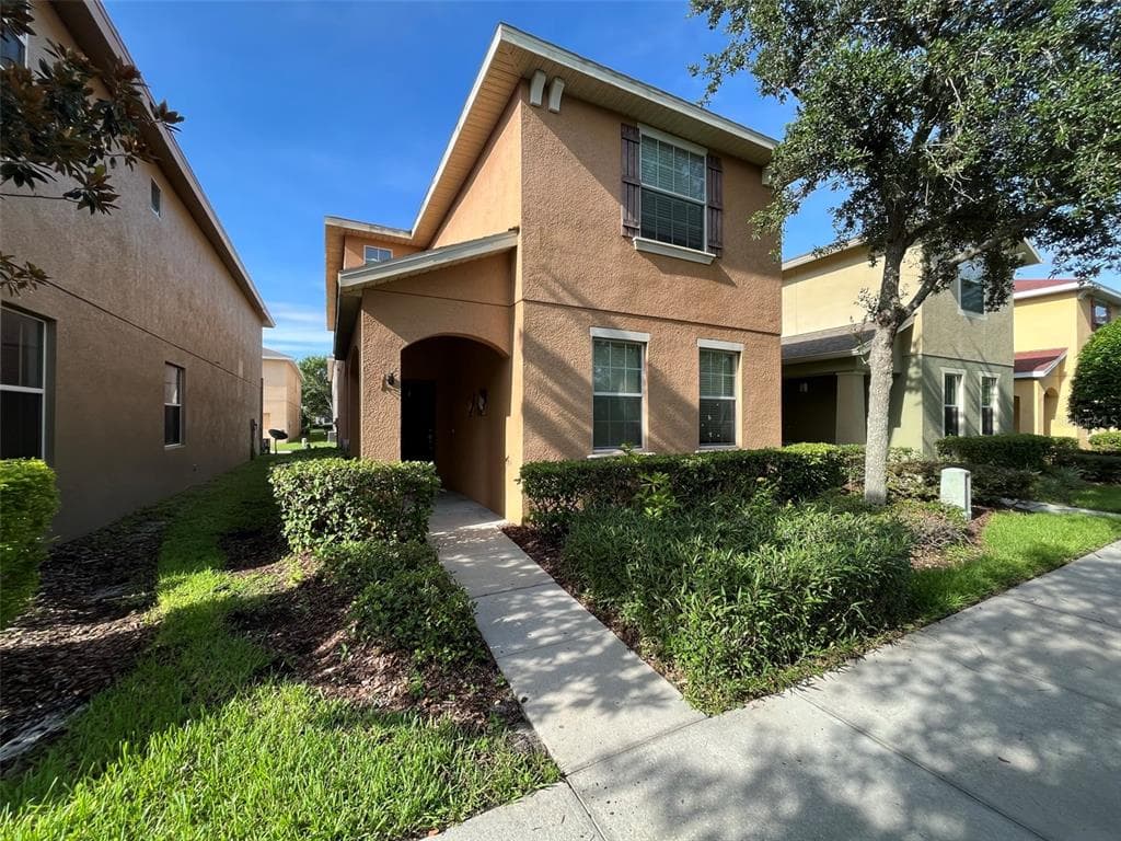 9037 ASPEN HOLLOW PLACE RIVERVIEW, FL 33578