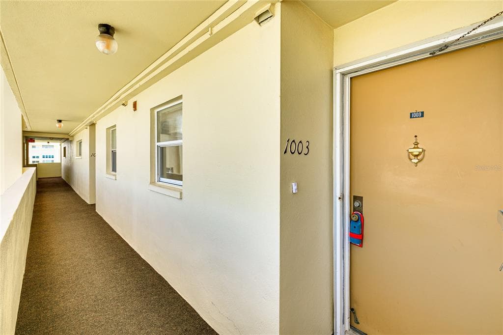 4775 COVE CIRCLE UNIT 1003 ST PETERSBURG, FL 33708