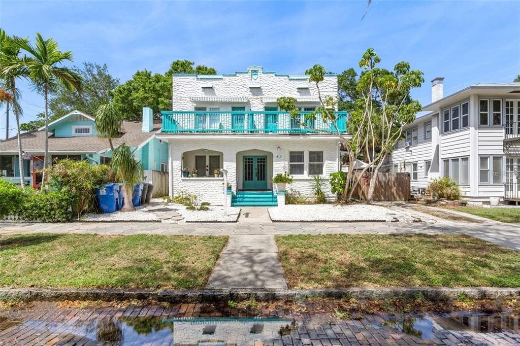 415 10TH AVENUE NE UNIT 3 ST PETERSBURG, FL 33701