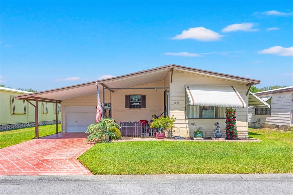 3829 WILLIAM HUME DRIVE ZEPHYRHILLS, FL 33541