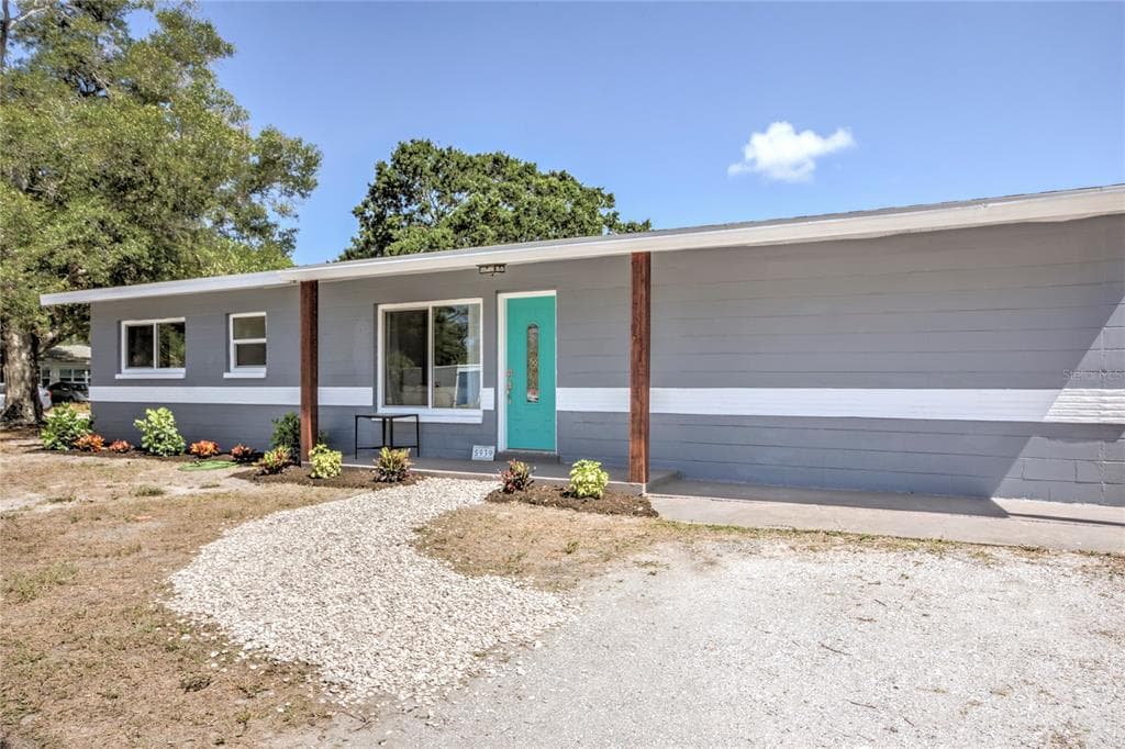 5939 9TH AVENUE S GULFPORT, FL 33707