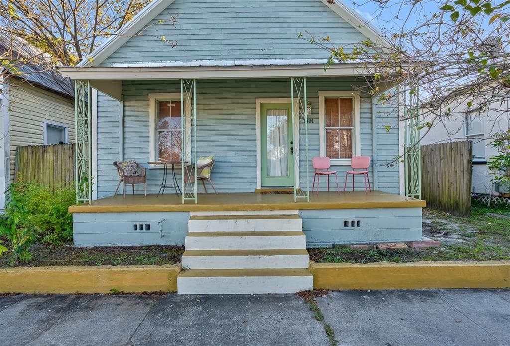 2334 W WALNUT STREET TAMPA, FL 33607