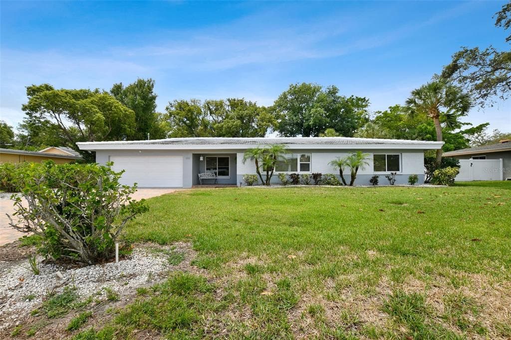 108 HARBOR BLUFF DRIVE LARGO, FL 33770