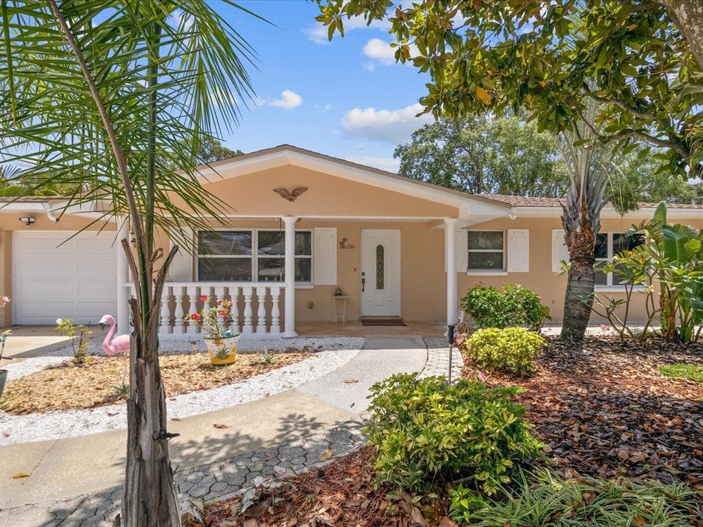 113 MAPLEWOOD AVENUE CLEARWATER, FL 33765