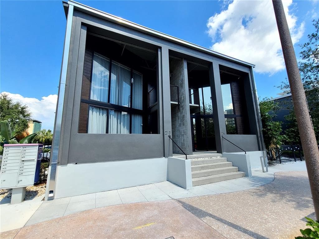 213 N 12TH STREET TAMPA, FL 33602