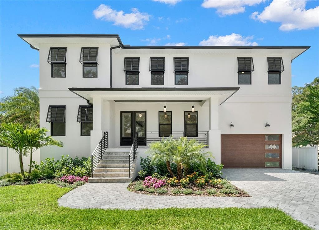 4504 W MELROSE AVENUE