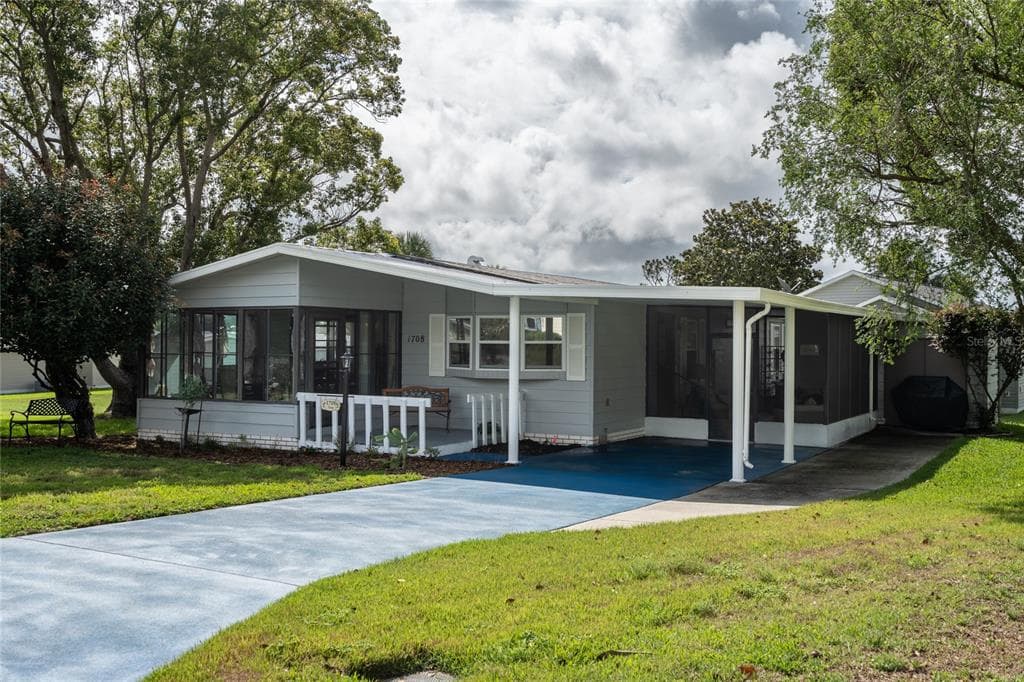1708 KILEY COURT THE VILLAGES, FL 32159