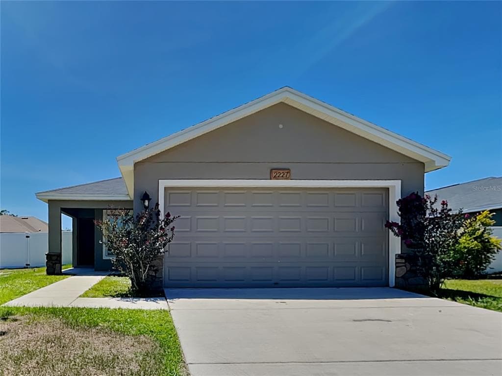 2227 11TH AVENUE E PALMETTO, FL 34221