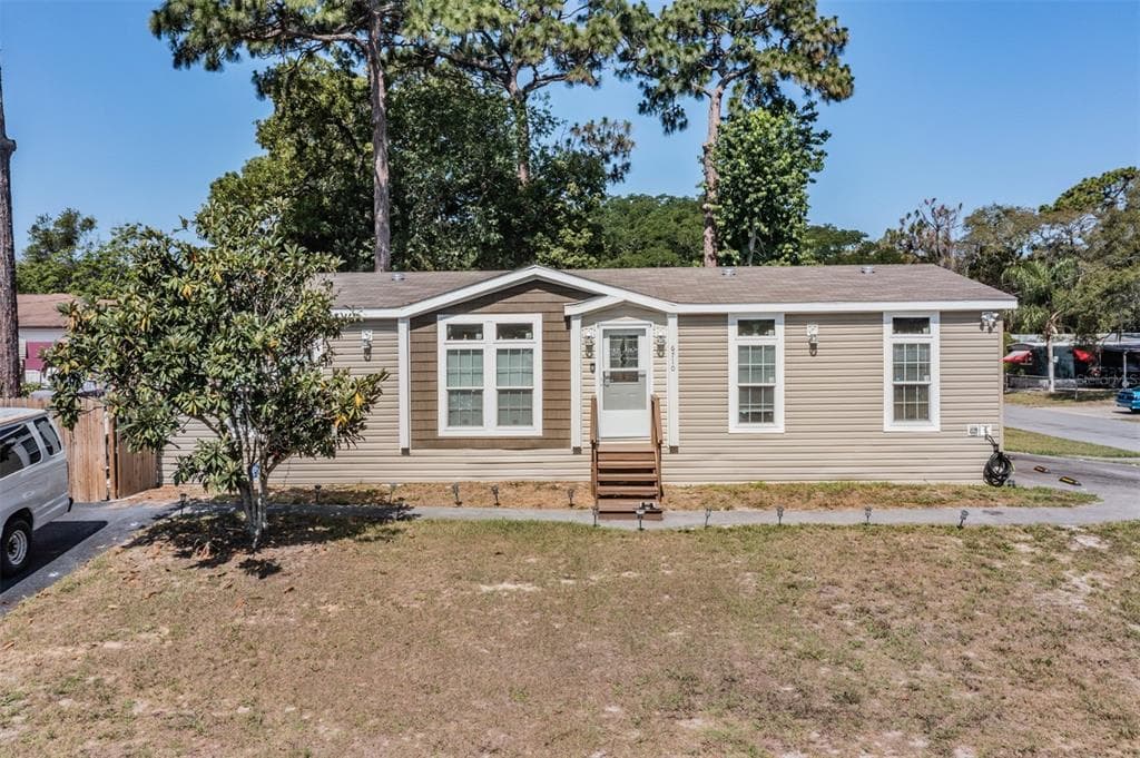 6710 CHAR LANE NEW PORT RICHEY, FL 34653