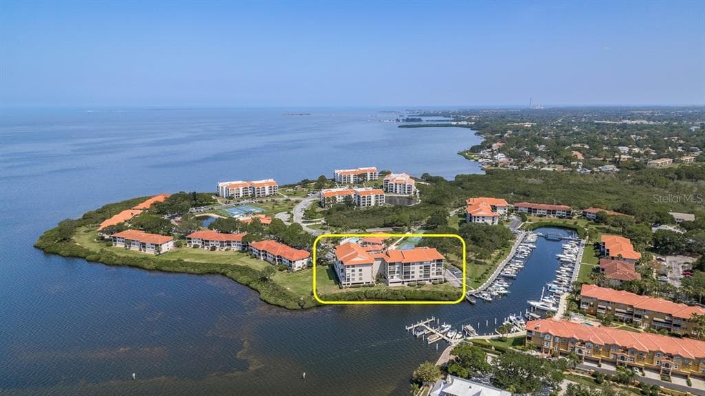 1810 MARINER DRIVE UNIT 307