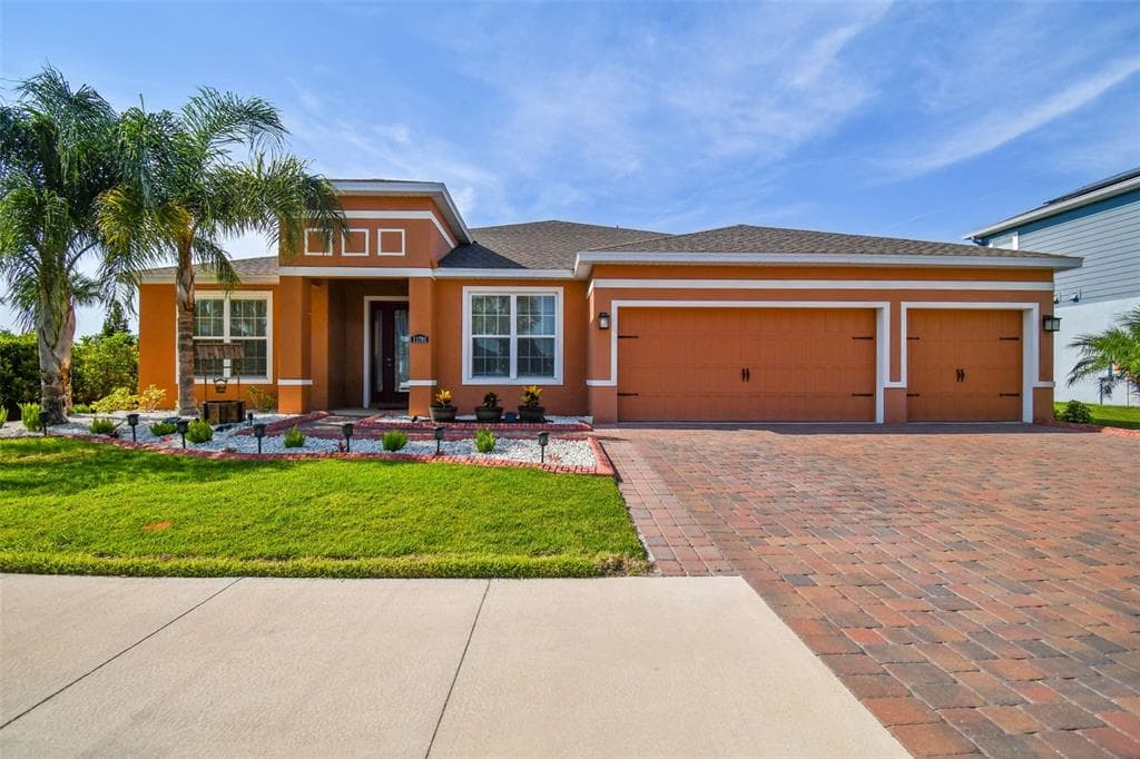 11791 LAKE LUCAYA DRIVE RIVERVIEW, FL 33579