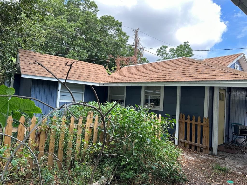 6360 1/2 30TH STREET N ST PETERSBURG, FL 33702