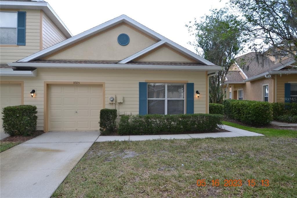 8925 IRON OAK AVENUE UNIT 8925 TAMPA, FL 33647