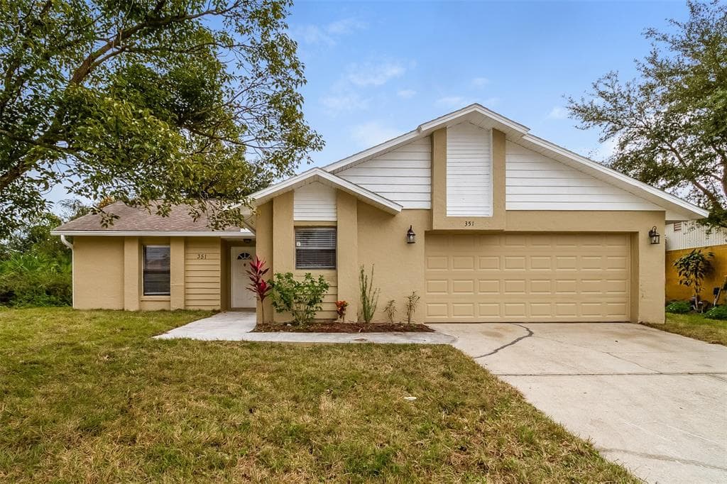 351 MONTGOMERY COURT KISSIMMEE, FL 34758