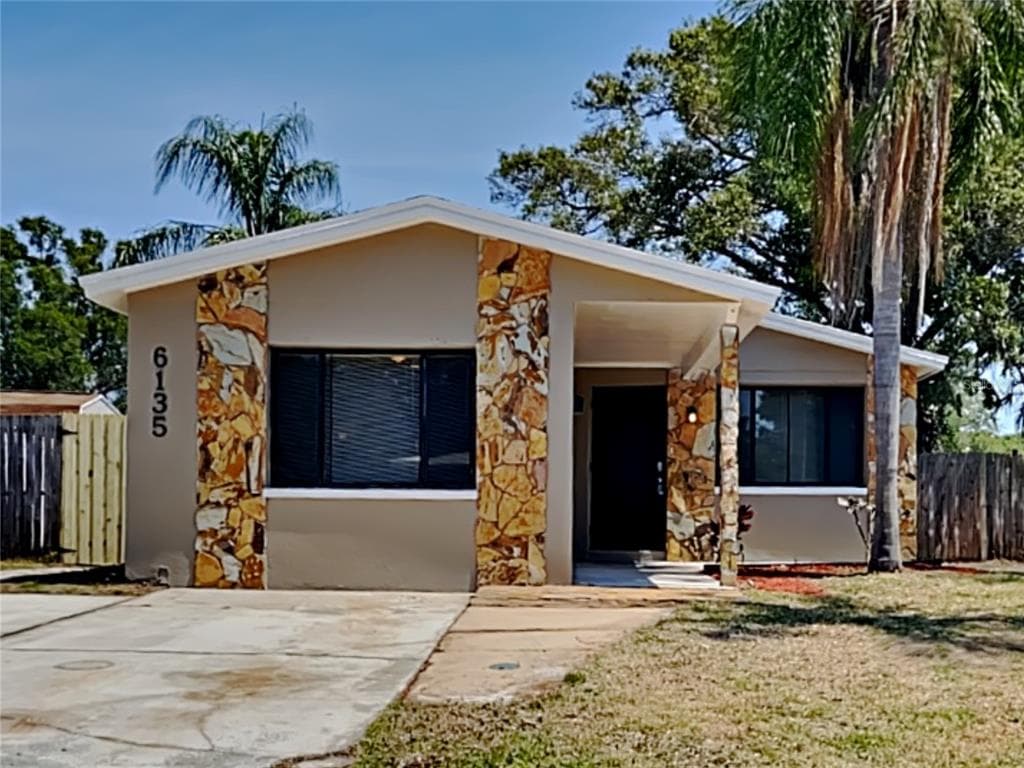 6135 99TH TERRACE N PINELLAS PARK, FL 33782