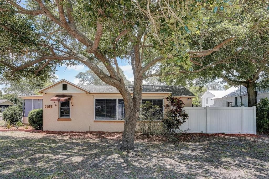 452 RIDGE ROAD SW LARGO, FL 33770
