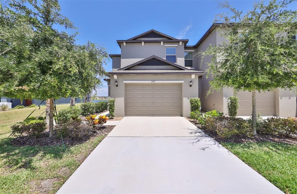 606 ROYAL EMPRESS DRIVE RUSKIN, FL 33570