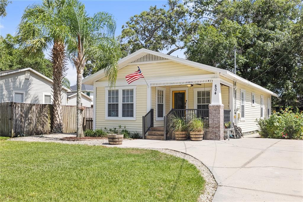 804 W FRIBLEY STREET TAMPA, FL 33603