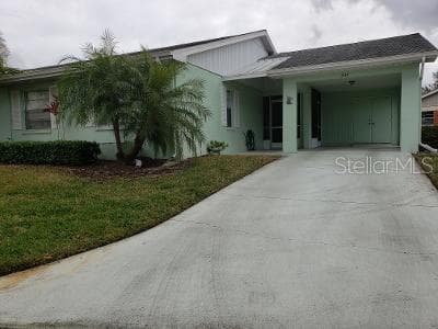 304 GRAYSTON PLACE SUN CITY CENTER, FL 33573