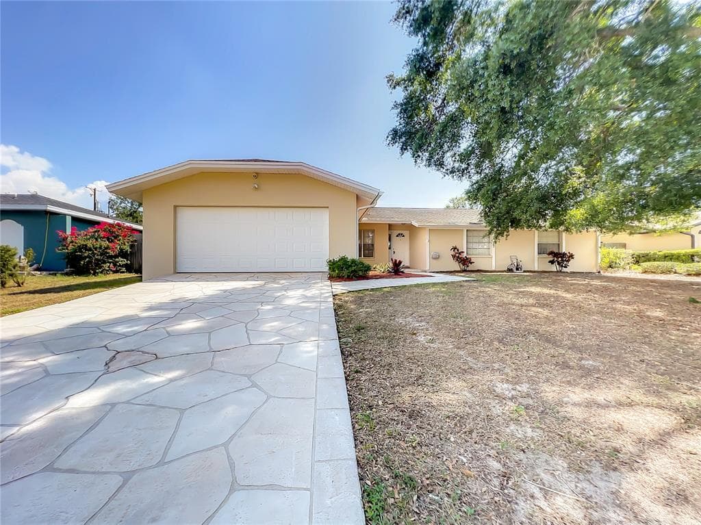 1416 SUNNYHILLS DRIVE BRANDON, FL 33510