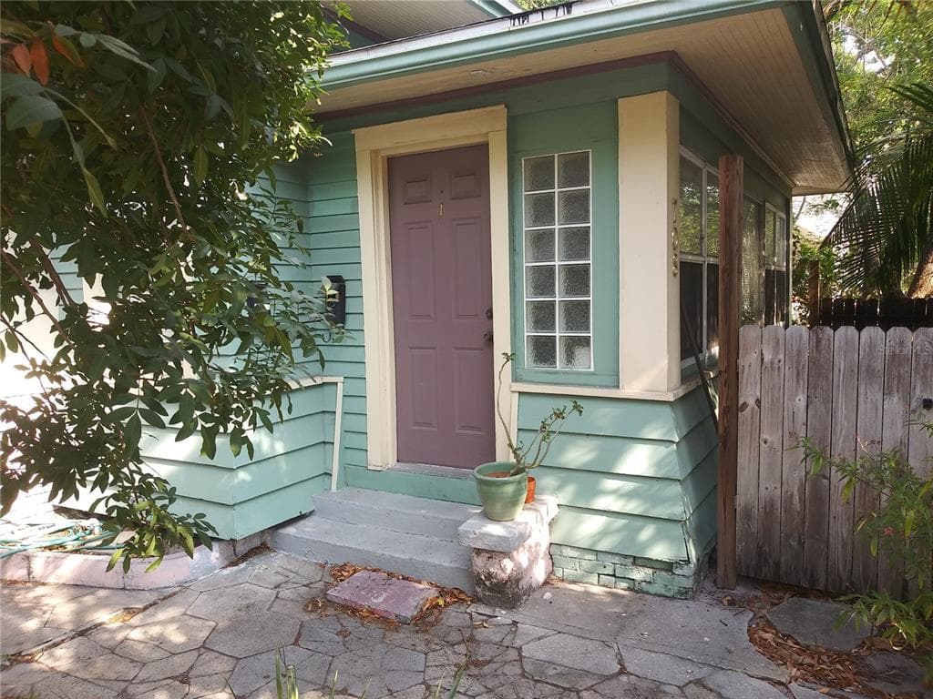 708 GROVE STREET N UNIT 1 ST PETERSBURG, FL 33701
