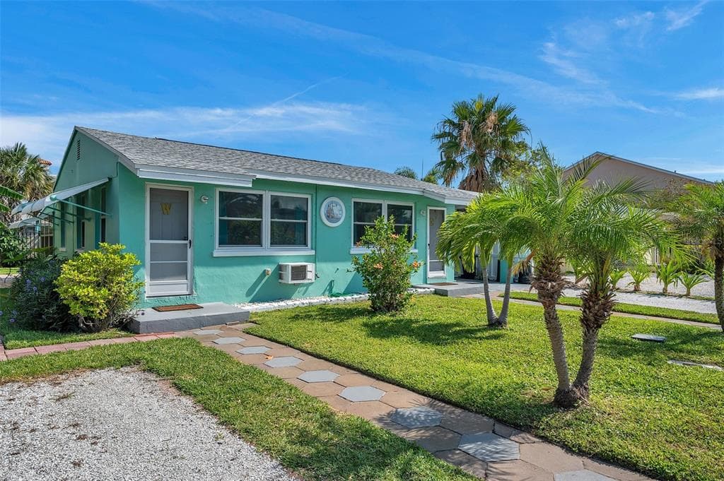 144 174TH AVENUE E REDINGTON SHORES, FL 33708