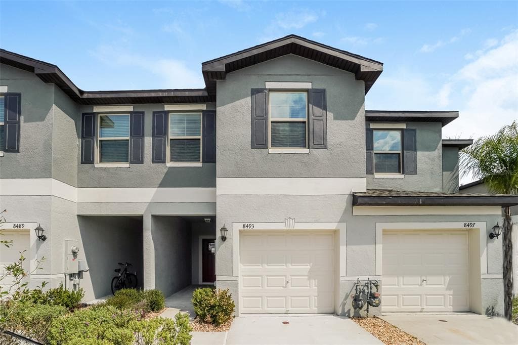 8493 CAMPUS WOODS WAY NEW PORT RICHEY, FL 34655