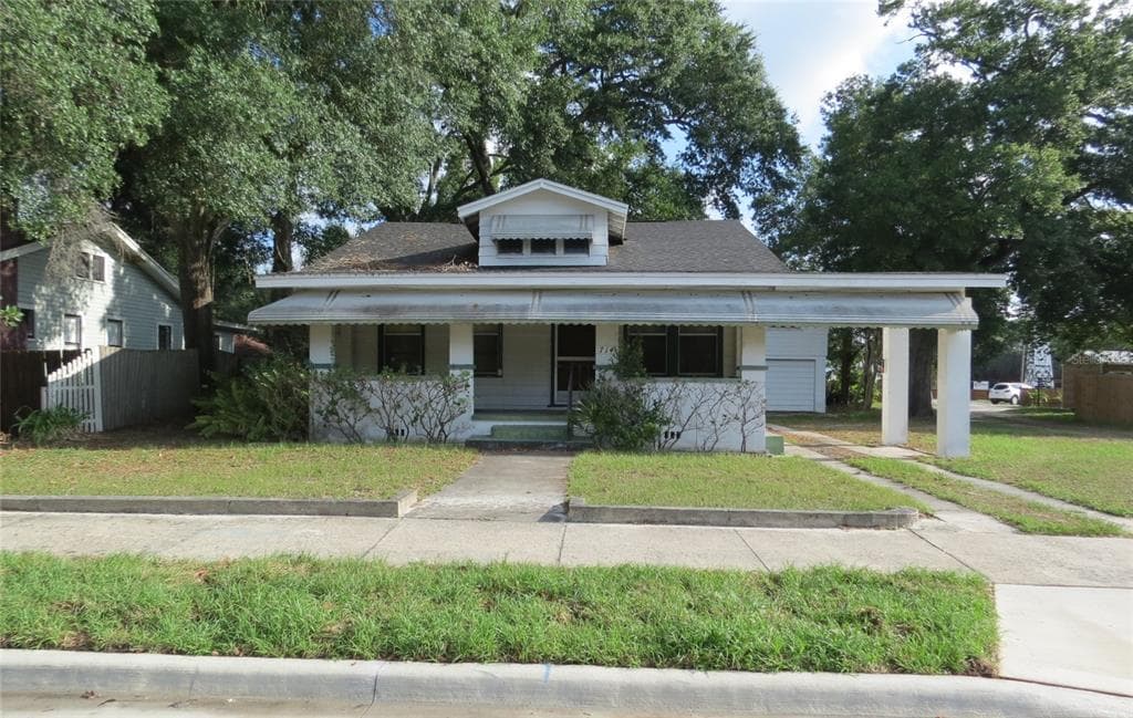 714 E CARACAS STREET TAMPA, FL 33603