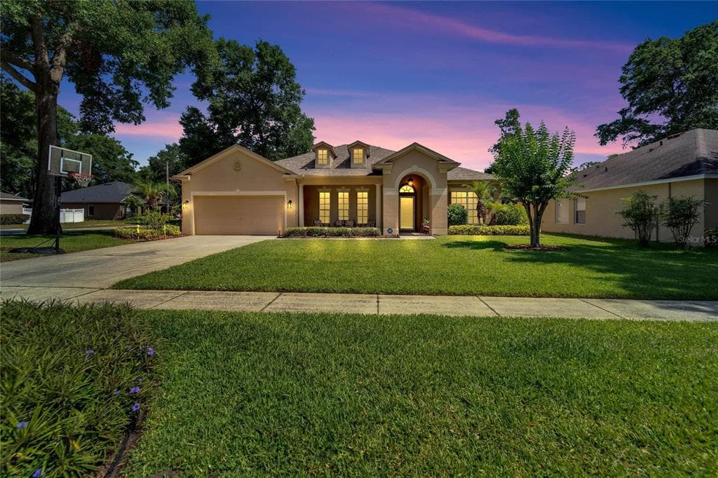 2108 FAWN MEADOW DRIVE VALRICO, FL 33594