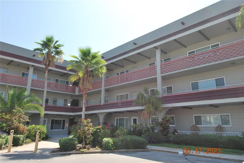 2073 DENMARK STREET UNIT 53 CLEARWATER, FL 33763