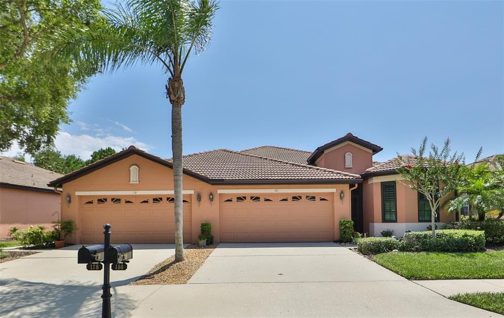178 SHELL FALLS DRIVE APOLLO BEACH, FL 33572