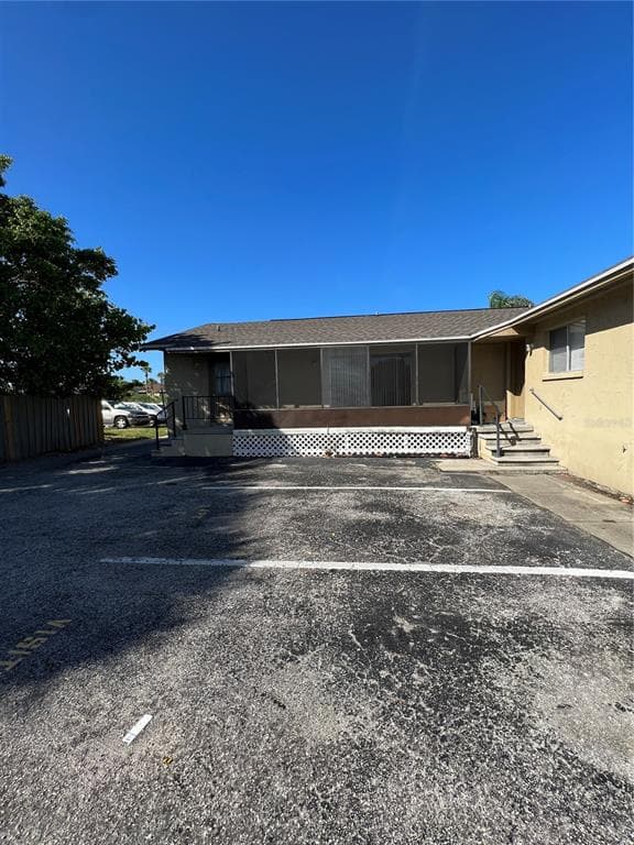1037 APOLLO BEACH BOULEVARD UNIT B APOLLO BEACH, FL 33572