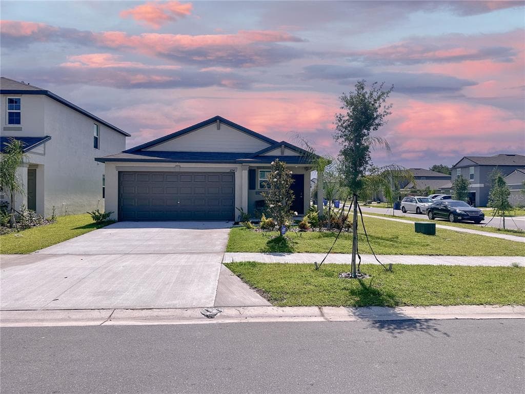 3194 OYSTER COVE STREET WIMAUMA, FL 33598