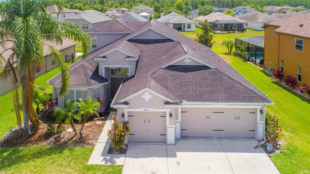 4654 POINTE O WOODS DRIVE WESLEY CHAPEL, FL 33543