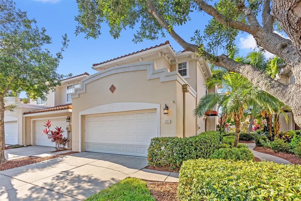 183 VALENCIA CIRCLE ST PETERSBURG, FL 33716