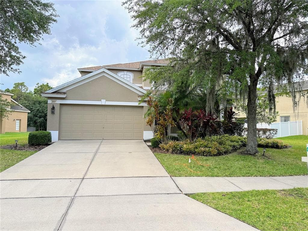 3507 FORTINGALE DRIVE WESLEY CHAPEL, FL 33543