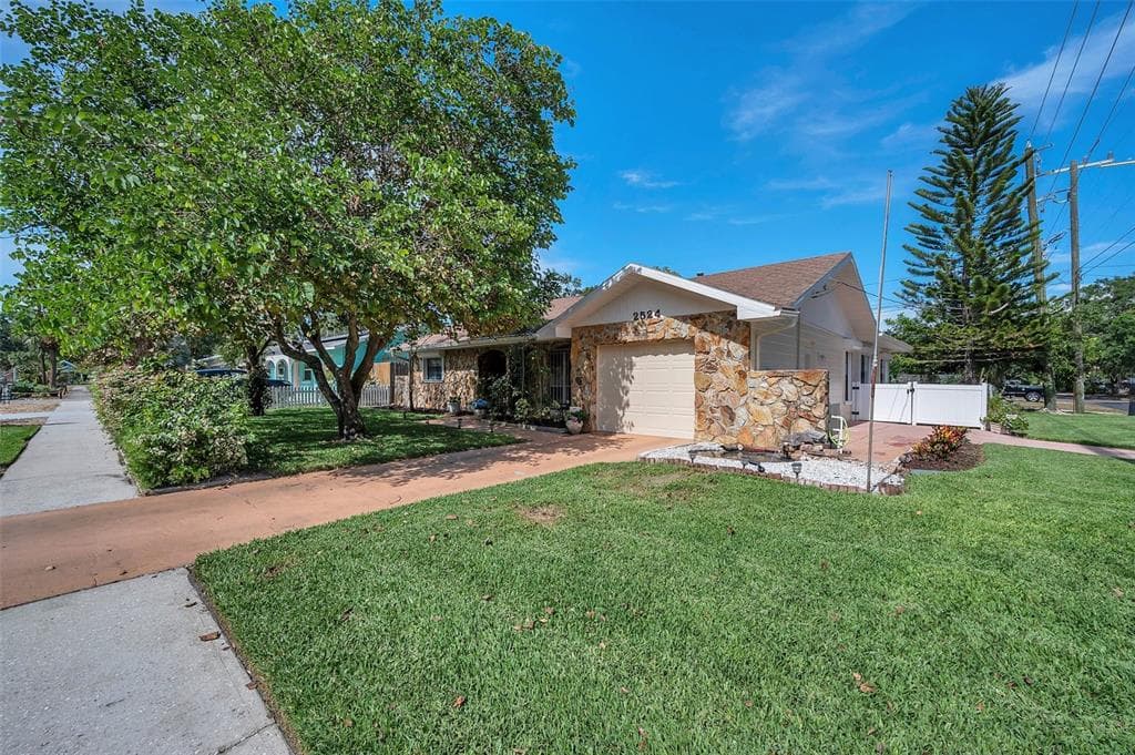 2524 50TH STREET S GULFPORT, FL 33707