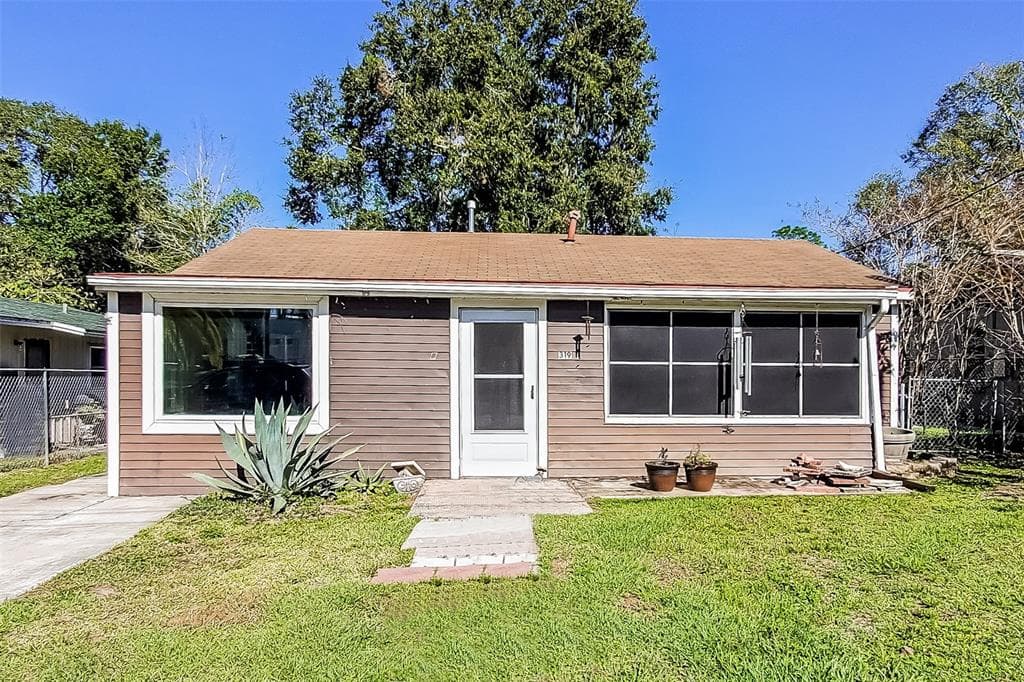 319 W BELLA VISTA STREET LAKELAND, FL 33805