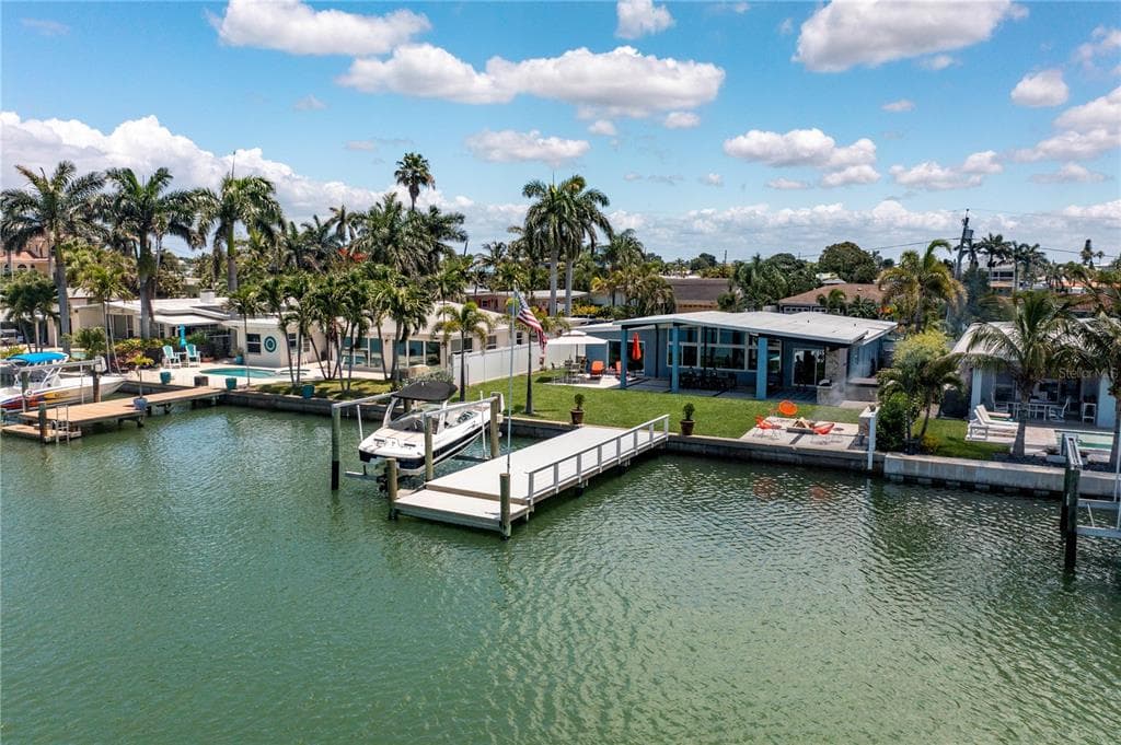 11400 4TH STREET E TREASURE ISLAND, FL 33706