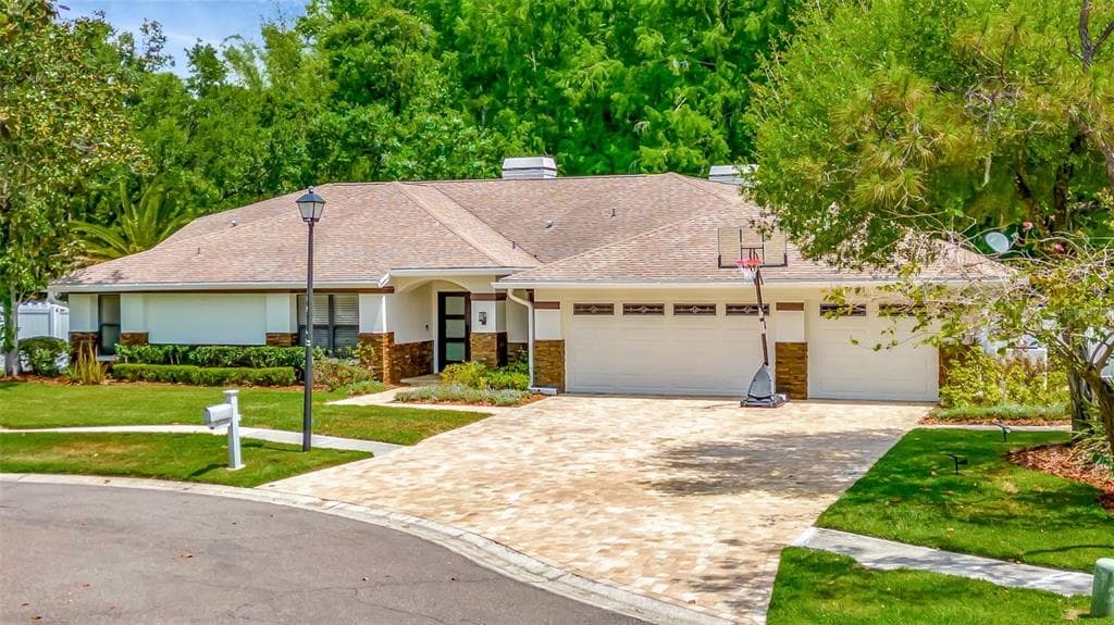 5411 BURCHETTE ROAD TAMPA, FL 33647