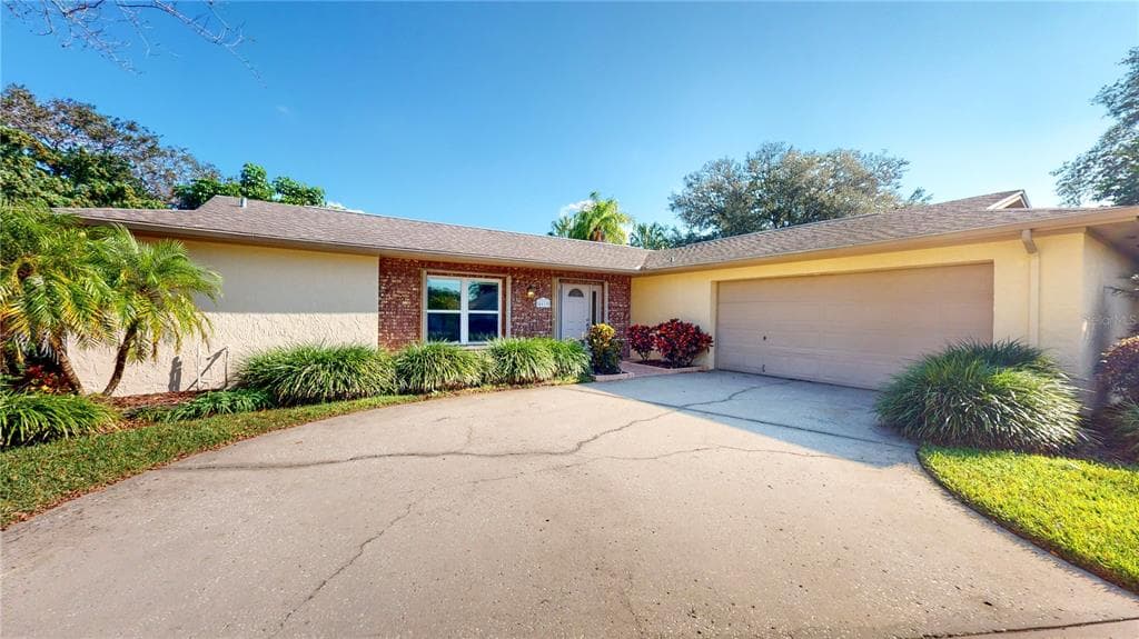 4619 GLENSIDE CIRCLE TAMPA, FL 33624