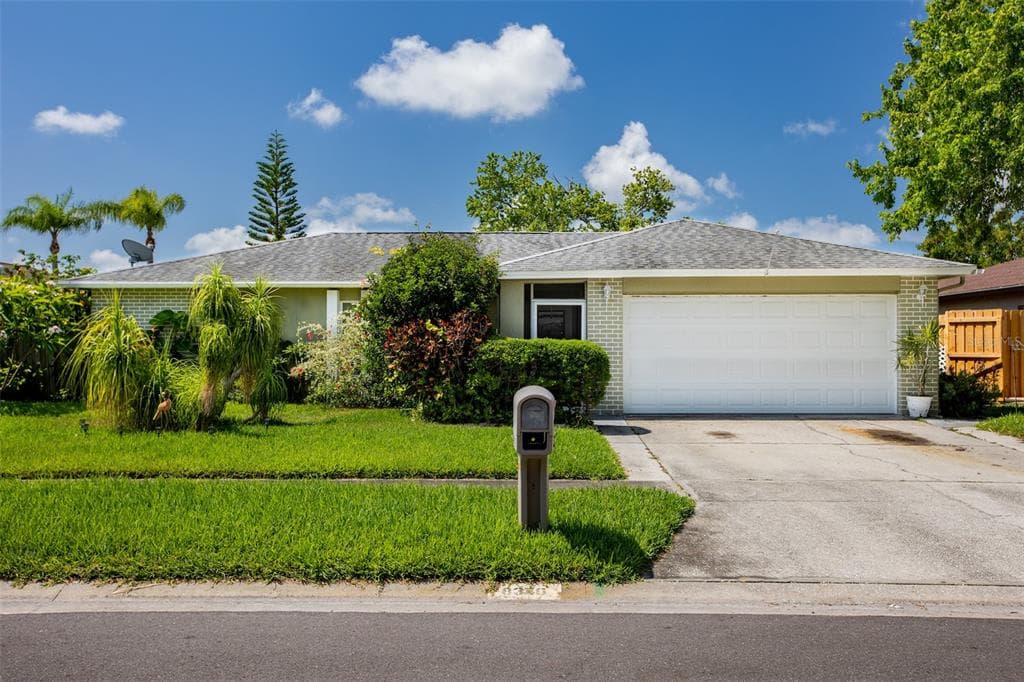 8370 125TH PLACE LARGO, FL 33773