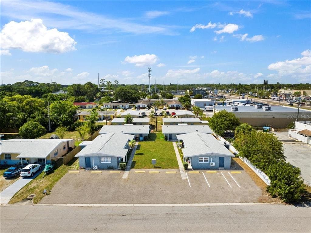 6538 42ND AVENUE N KENNETH CITY, FL 33709