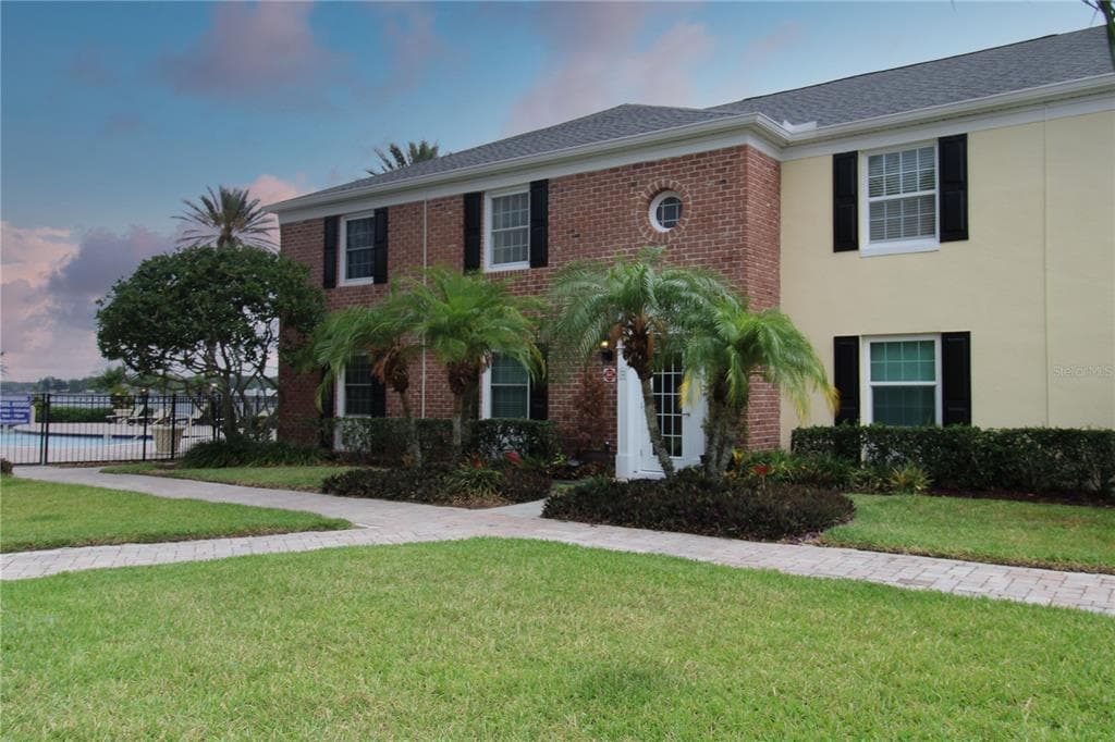 13754 ORANGE SUNSET DRIVE UNIT 202 TAMPA, FL 33618